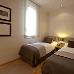 Apartman Sixtyfour *